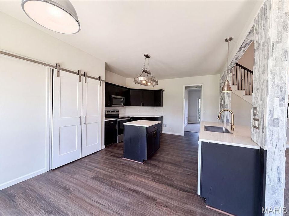 120 Fox Hill Ct, Edwardsville, IL 62025 | MLS #26047712 | Zillow