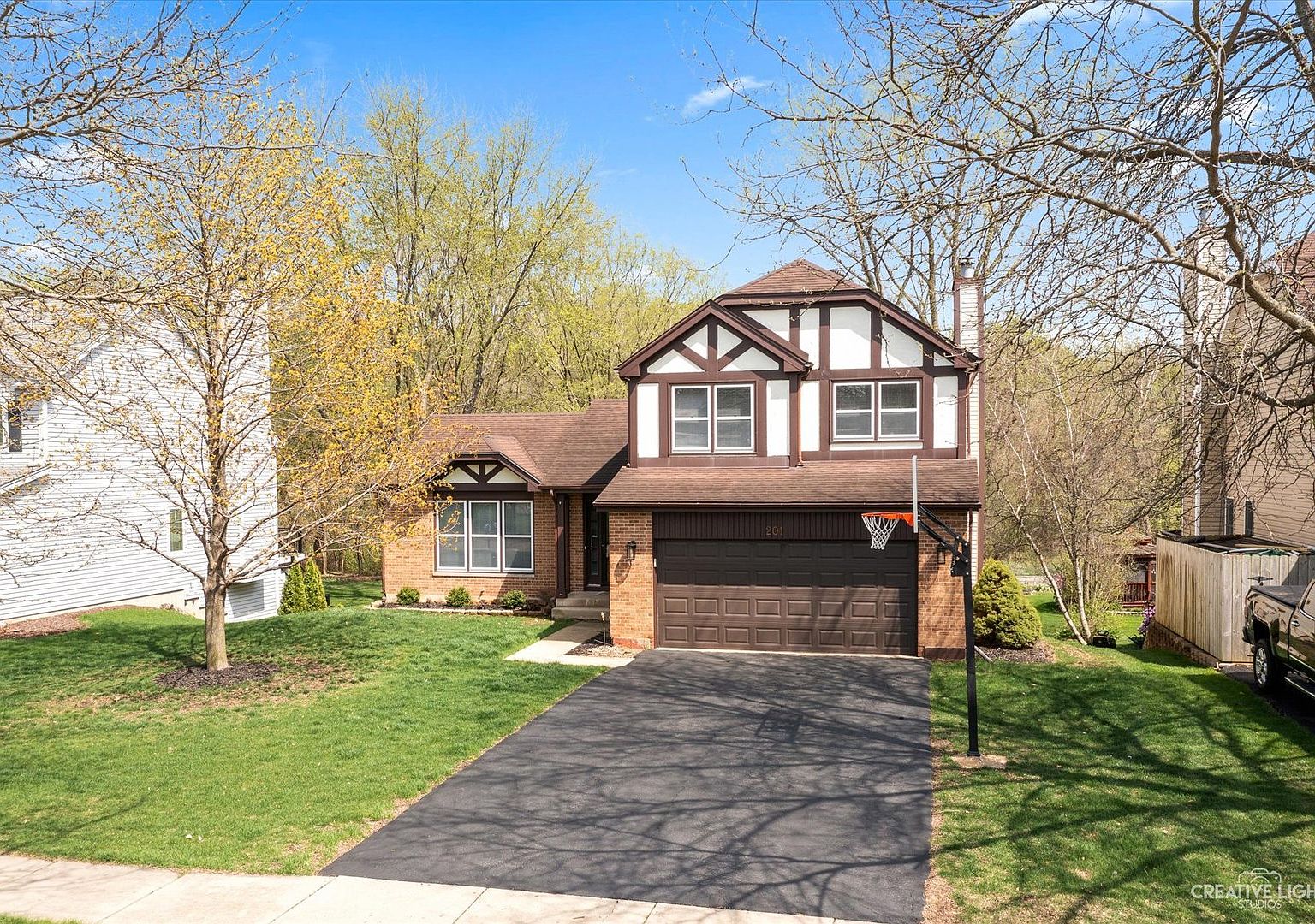 201 Wildwood Dr, North Aurora, IL 60542 Zillow