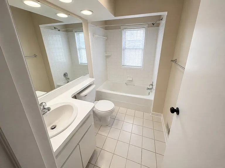 314 Sheffield Ave — Photo 5