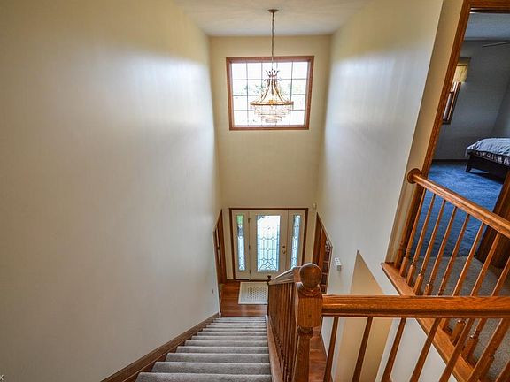 4th image of 19070 Landing Ln