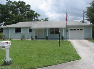 4829 Devon Cir, Naples, FL 34112