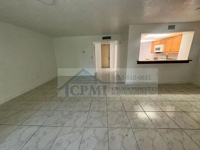 Fairway Views - 8740 NW 40 St Coral Springs, FL 33065 — Photo 10