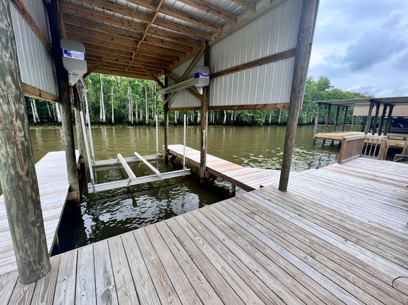 23372 Chene Blanc Ln