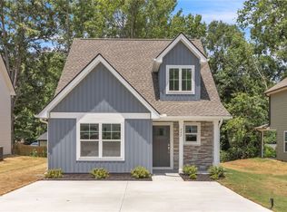 222 Saluda St, Belton, SC 29627