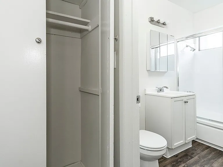 1268 Mariposa St — Photo 39