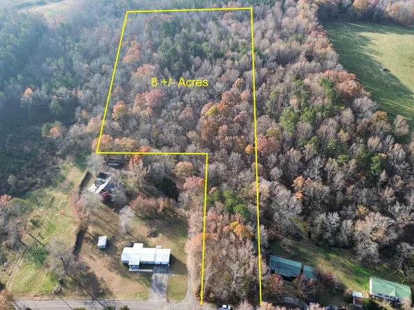 8 Barker Rd, Athens, AL 35614