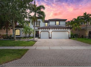 9214 Pineville Dr, Lake Worth, FL 33467