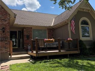 17554 W 112th St, Olathe, KS 66061