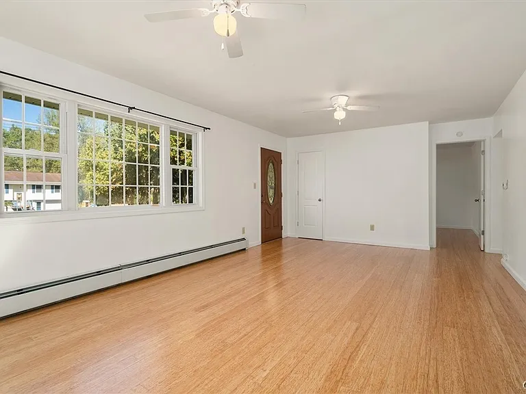 6438 Monument Rd — Photo 8