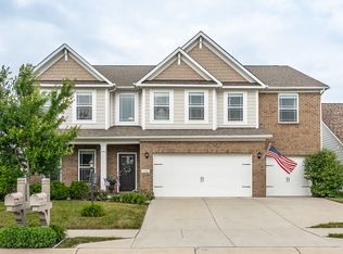 6296 Sugar Maple Dr, Zionsville, IN 46077