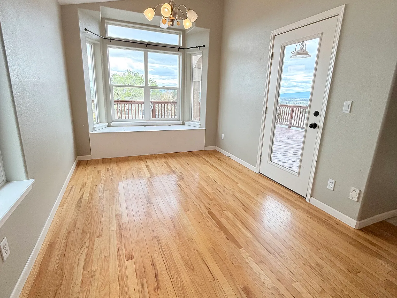 Benchwood Ave, Klamath Falls — Photo 3