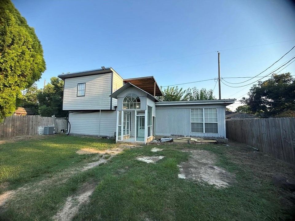 1st image of 8412 Peekskill Ln