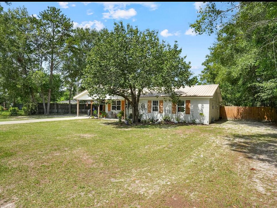 2nd image of 706 Oak Villa Dr