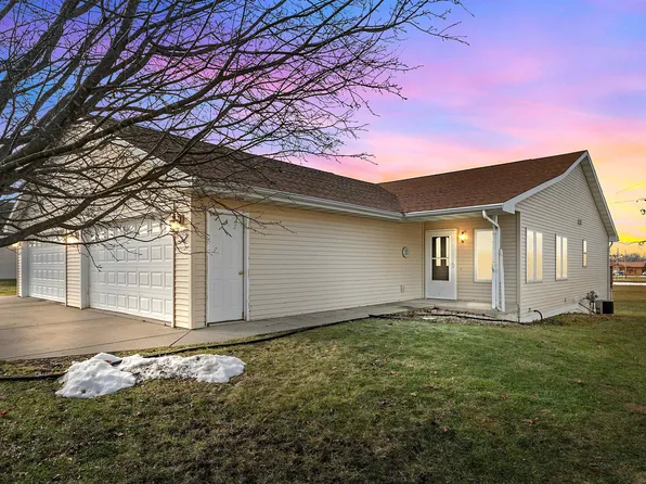 573 N Wisconsin St, Berlin, WI 54923