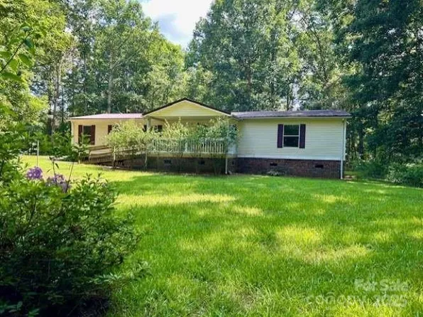 1031 Lester Trl, Iron Station, NC 28080