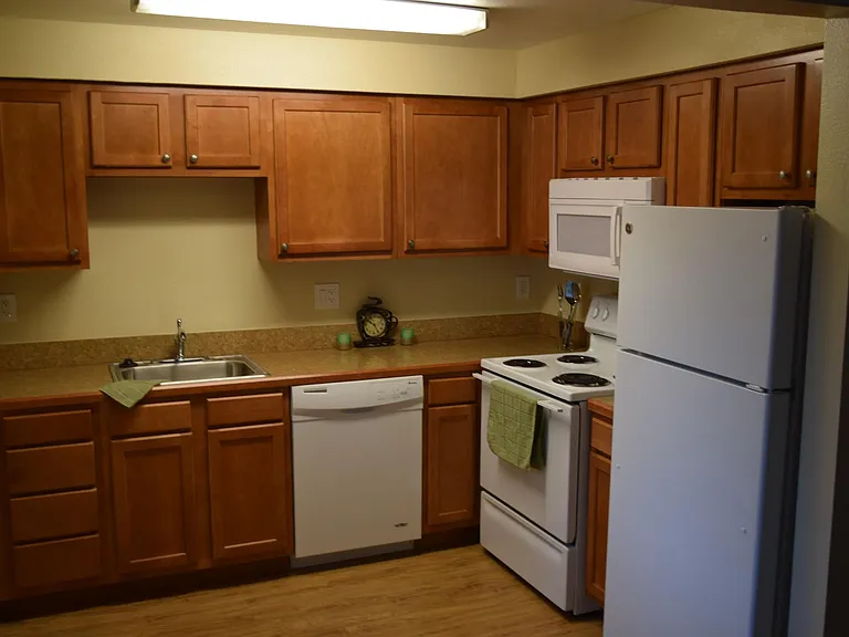 Latitude 44 Apartments — Photo 11