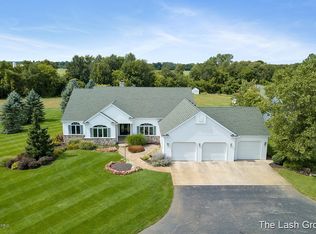 8233 E Paris Ave SE, Caledonia, MI