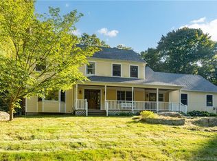 75 Olde Orchard Rd, Clinton, CT 06413