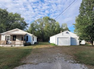 124 E Last St, Mount Vernon, IL 62864