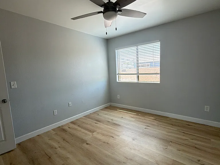 4435 Mississippi St #7 — Photo 22