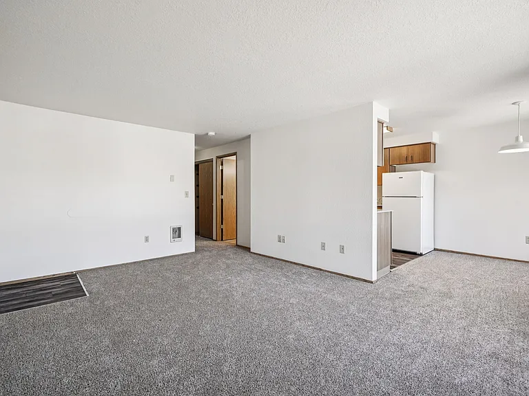 Madras Apartments — Photo 37