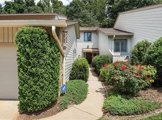 123 Cloverleaf Ln, Asheville, NC 28803