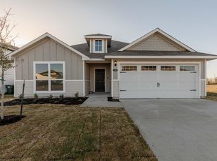 233 Gray Wolf Dr, San Marcos, TX 78666