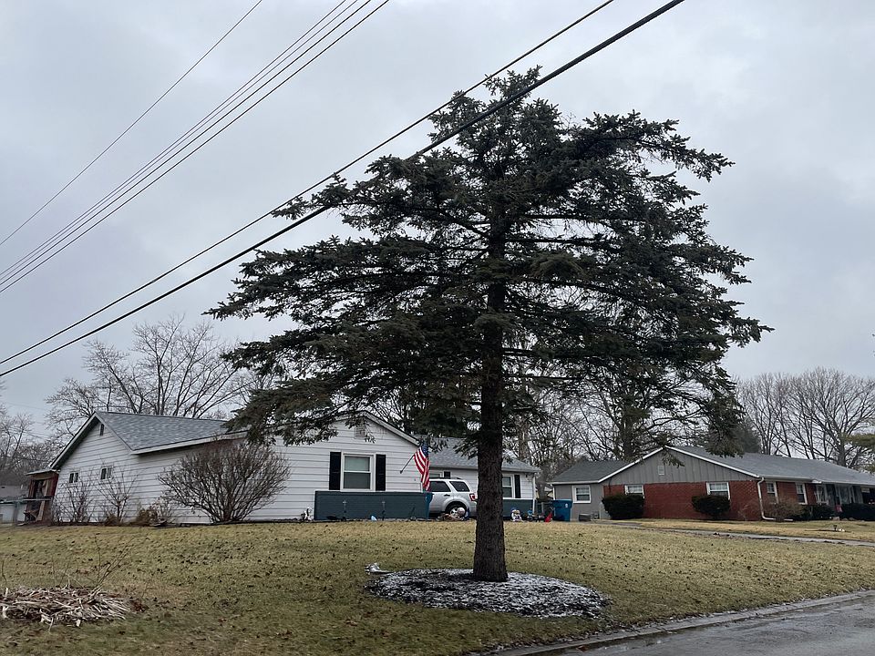 2nd image of 7158 Crest Ln