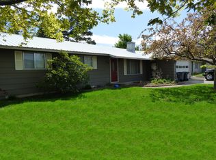 2106 Leo Ln, La Grande, OR 97850