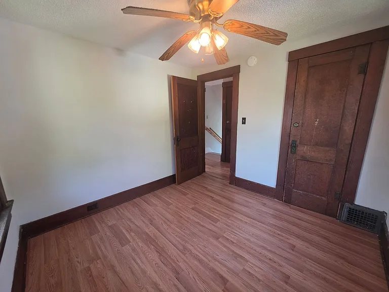 914 S Water St — Photo 13