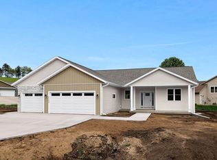 21594 Somerset Down Ln, Galesville, WI 54630