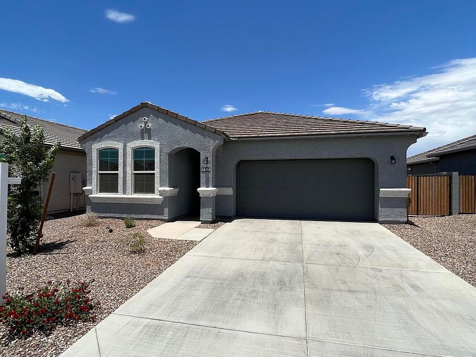 1st image of 44454 W Palo Aliso Way
