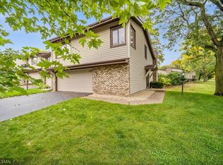 5631 Hyland Courts Dr, Bloomington, MN 55437