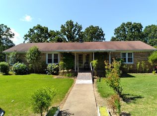 27 D Young Rd, Holladay, TN 38341