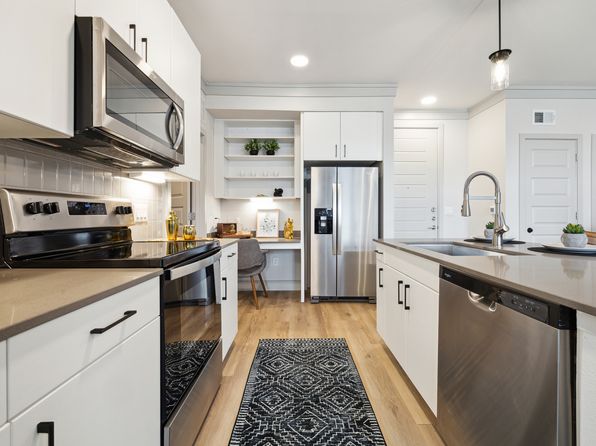 800 W Pasadena Blvd #2-2205