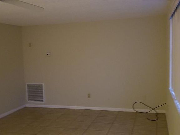 2nd image of 2931 Elkcam Blvd