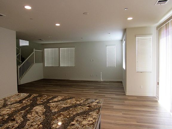 5th image of 676 Silver Sage Ct