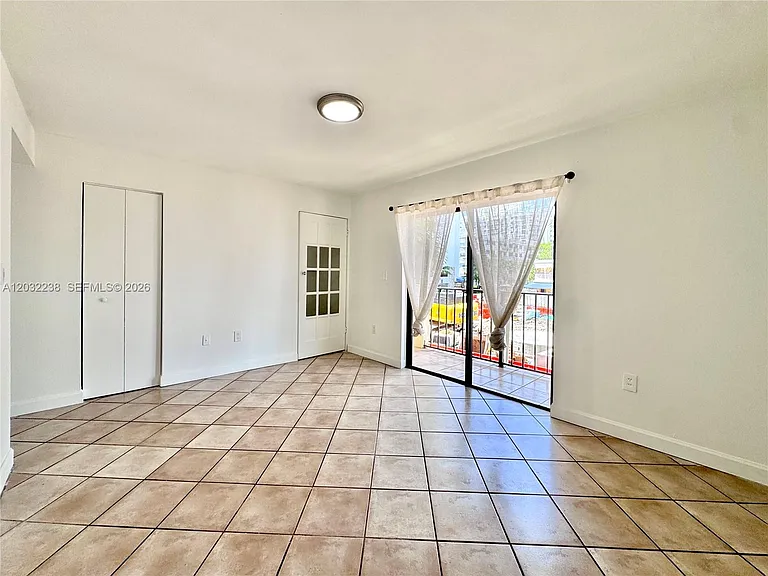 1250 Lincoln Rd #203 — Photo 18