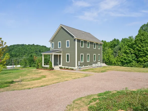 99 Tractor Road, Hinesburg, VT 05461