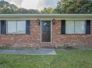 2844 Whispering Hills Dr, Chamblee, GA 30341