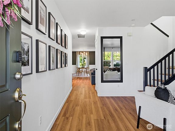 4th image of 1179 Griggs Street