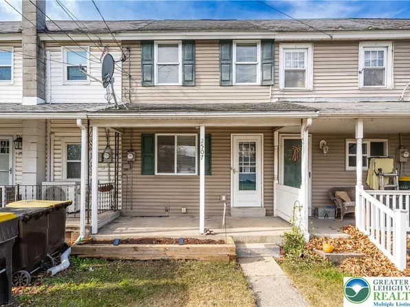 2507 Levans Rd, Coplay, PA 18037