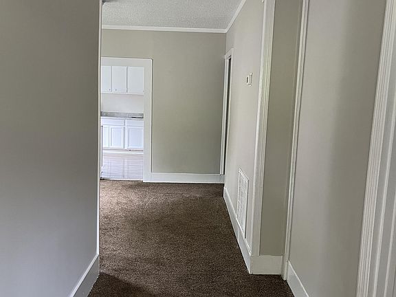 2nd image of 1434 Thomason Ave