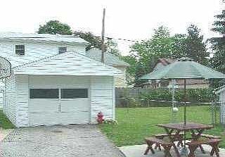 2nd image of 3848 Hoiles Ave