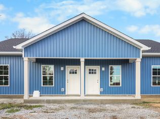 1003 Oak St #B, Portland, TN 37148