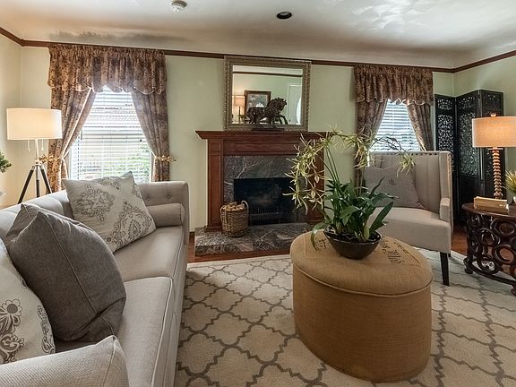 4th image of 5548 N Santa Anita Ave