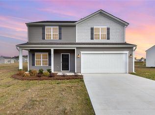 289 Altavista Dr, Clemmons, NC 27012