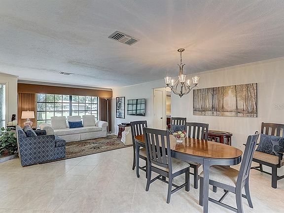 5th image of 1932 Rolling Green Cir