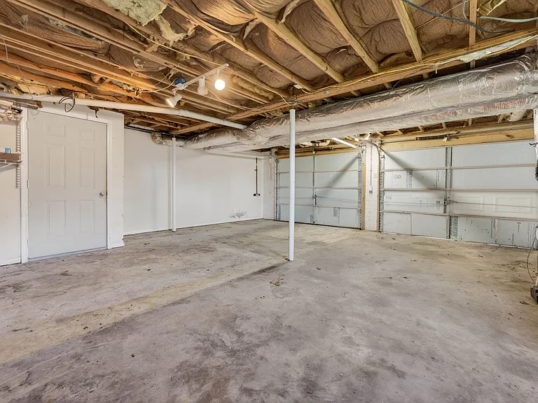 807 Pollard Rd — Photo 31