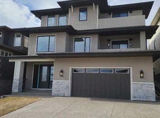427 N Patterson Blvd SW, Calgary, AB T3H3N6